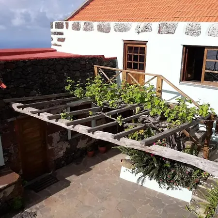 Mozos Country house *